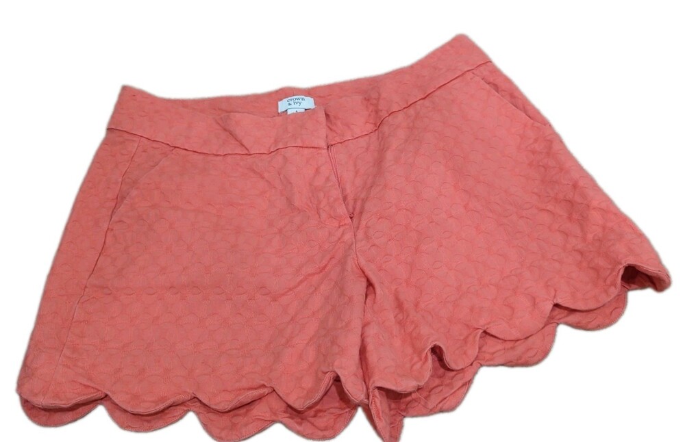 Crown & Ivory Shelby Scalloped Shorts Size 6